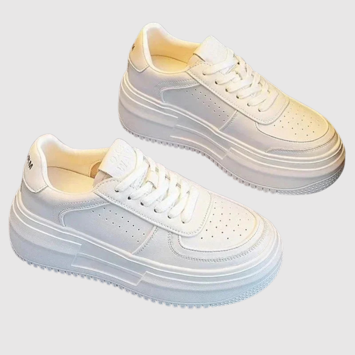 Clara – Baskets blanches minimalistes à plateforme