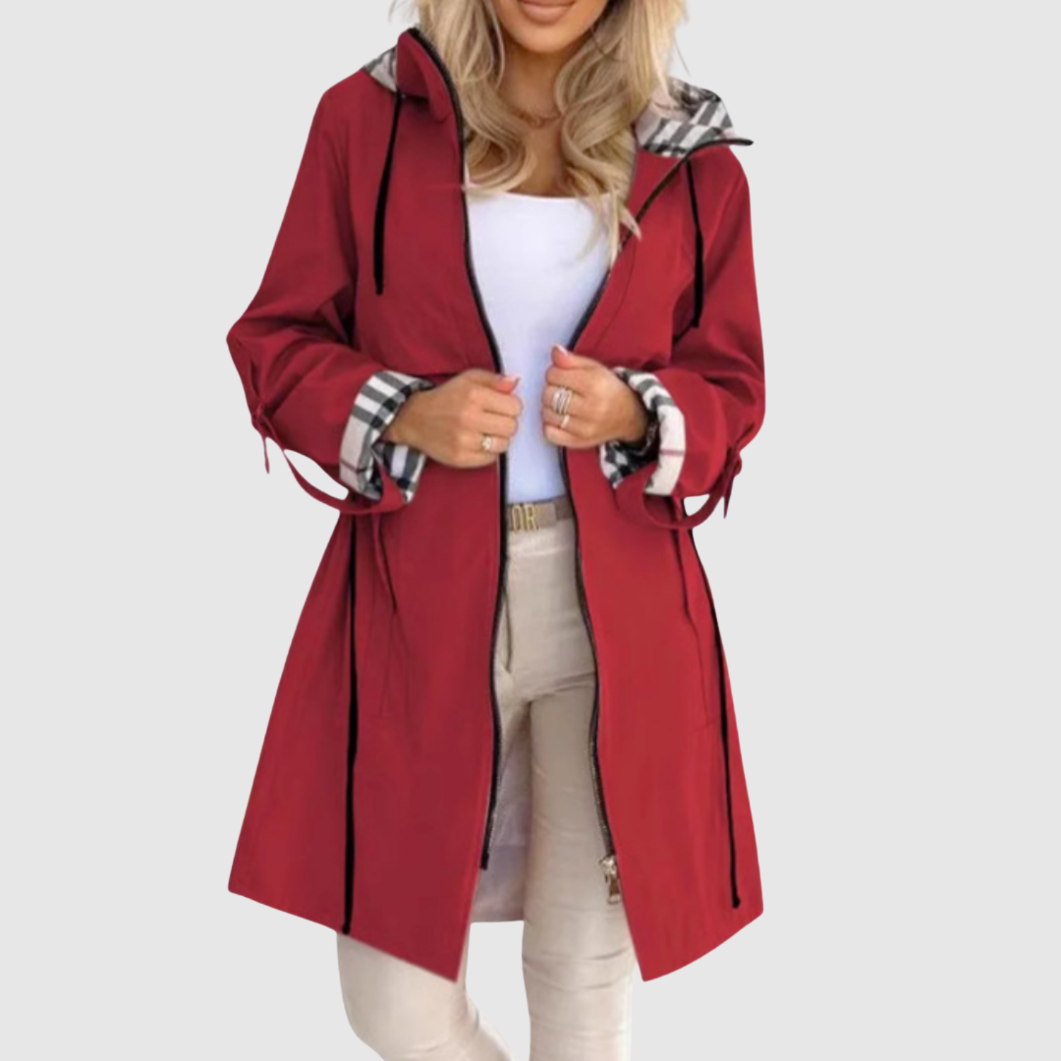 Jelena – Long manteau avec capuche et ceinture