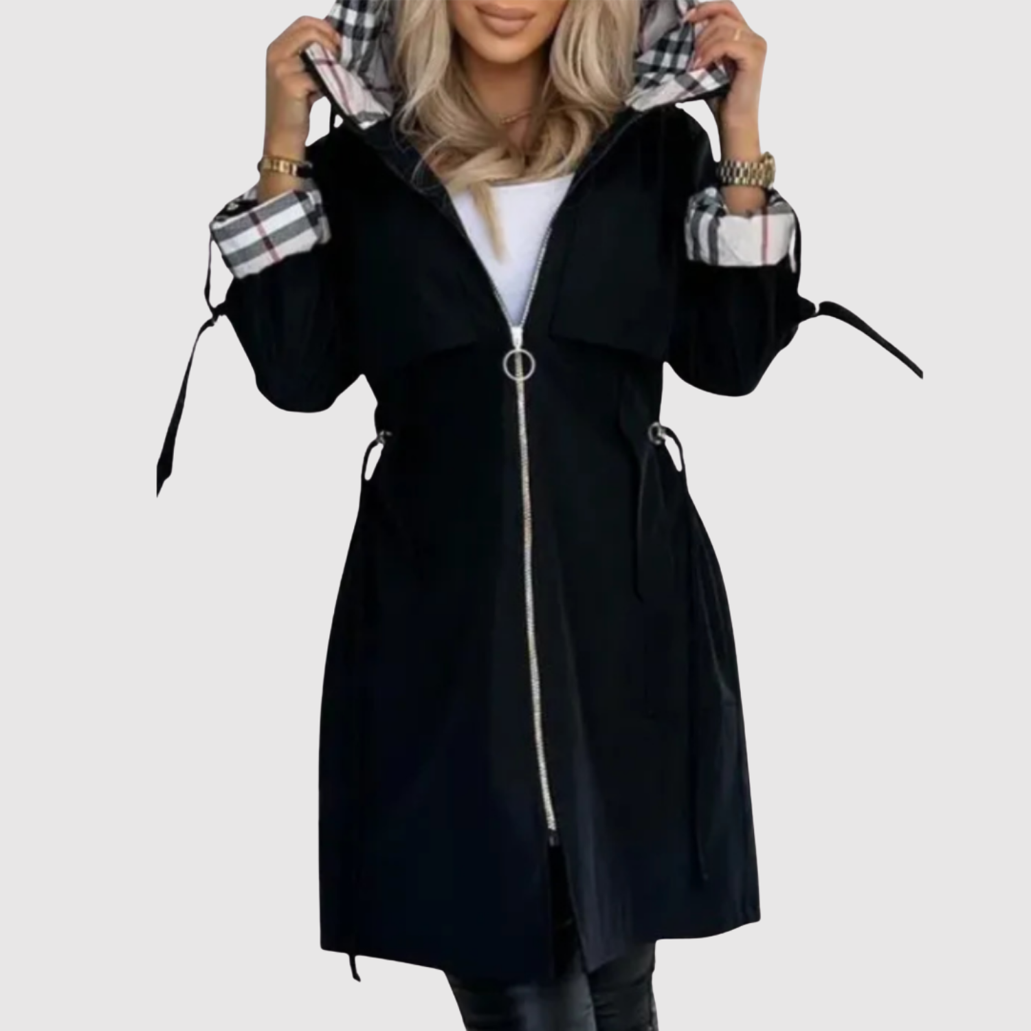Jelena – Long manteau avec capuche et ceinture