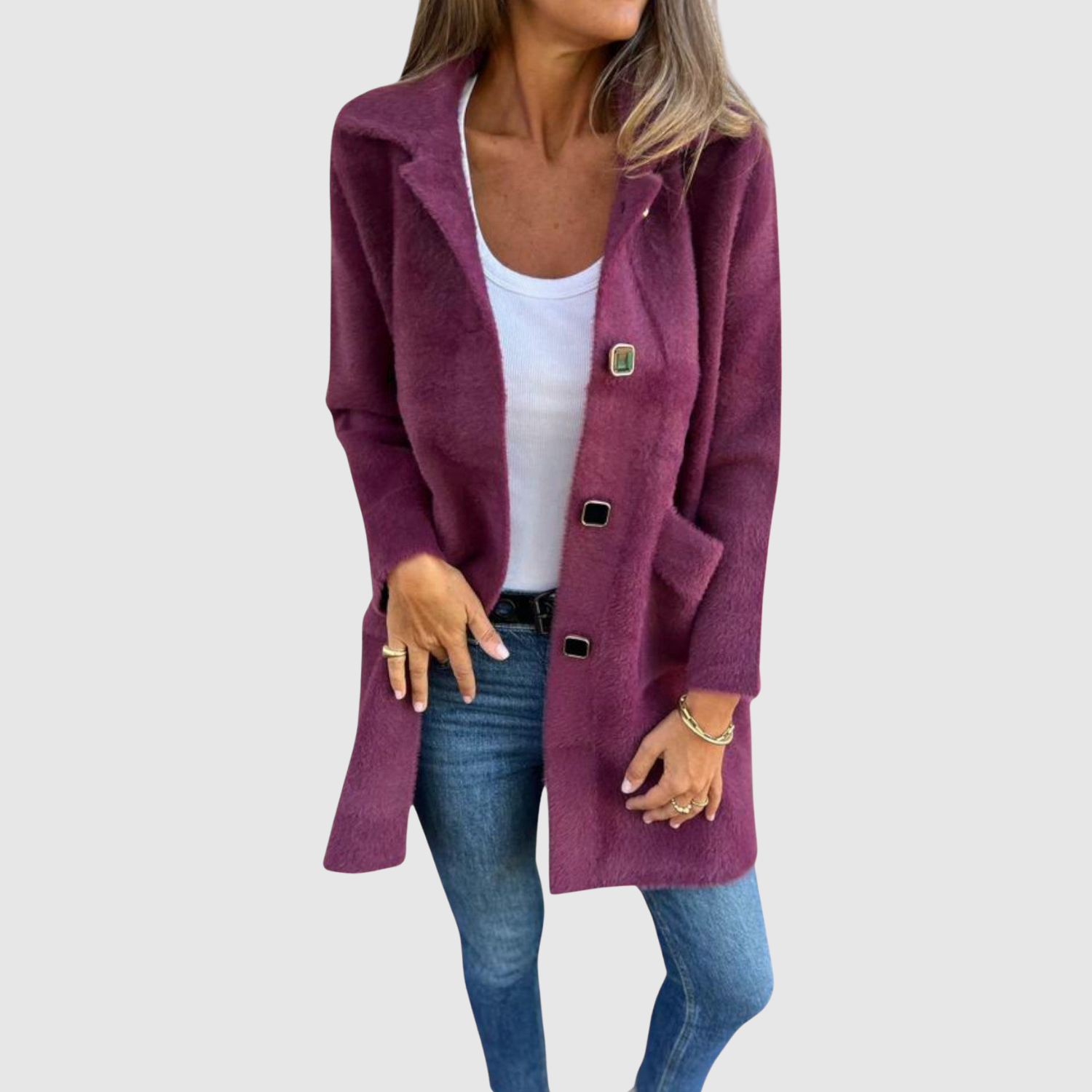 Jelena – Long manteau avec des boutons classiques