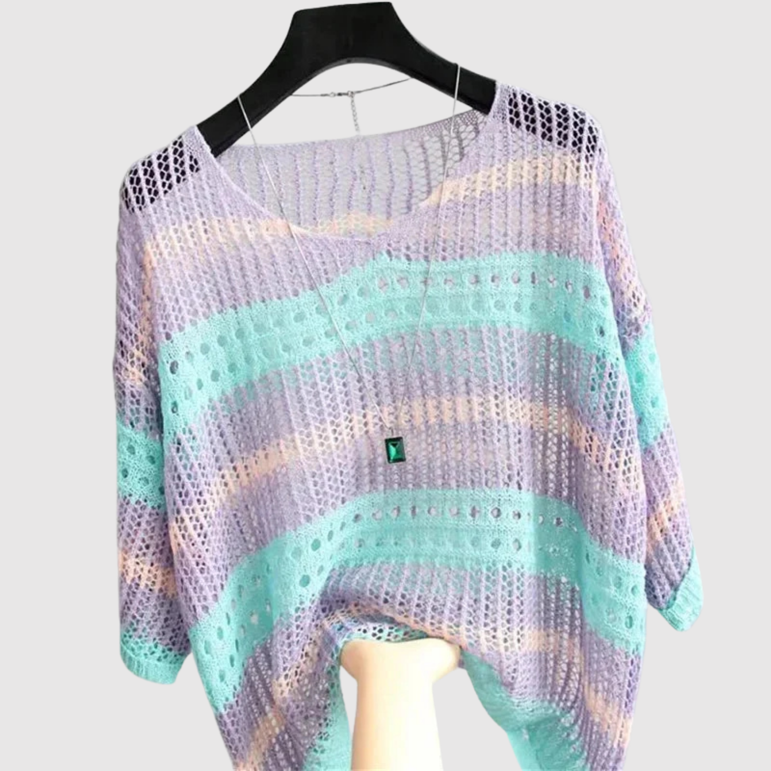Nora – Pull léger à rayures pastel