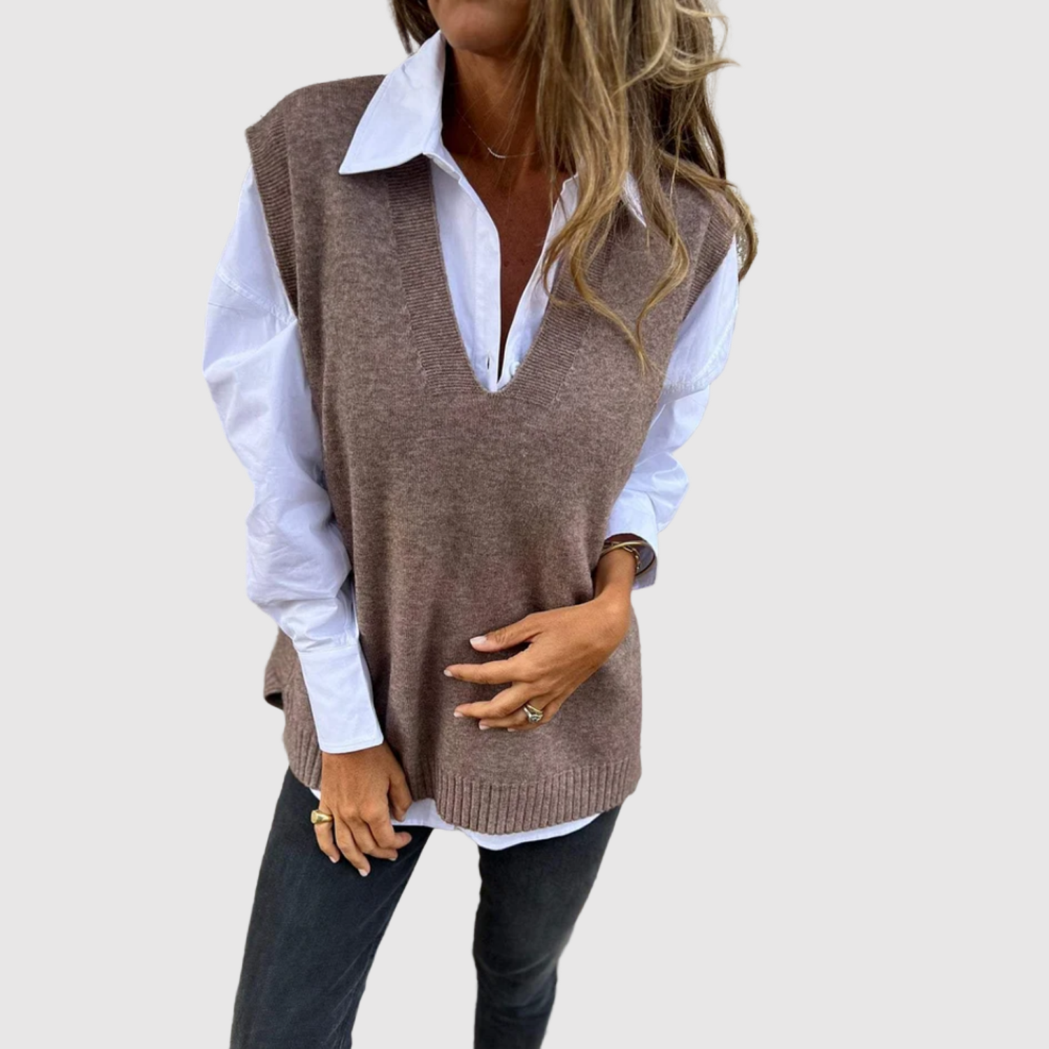 Nora – Pull en maille avec décolleté en V