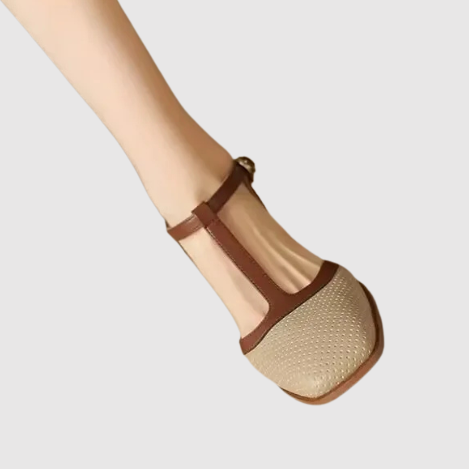 Colette – Sandales rétro à petit talon avec sangle
