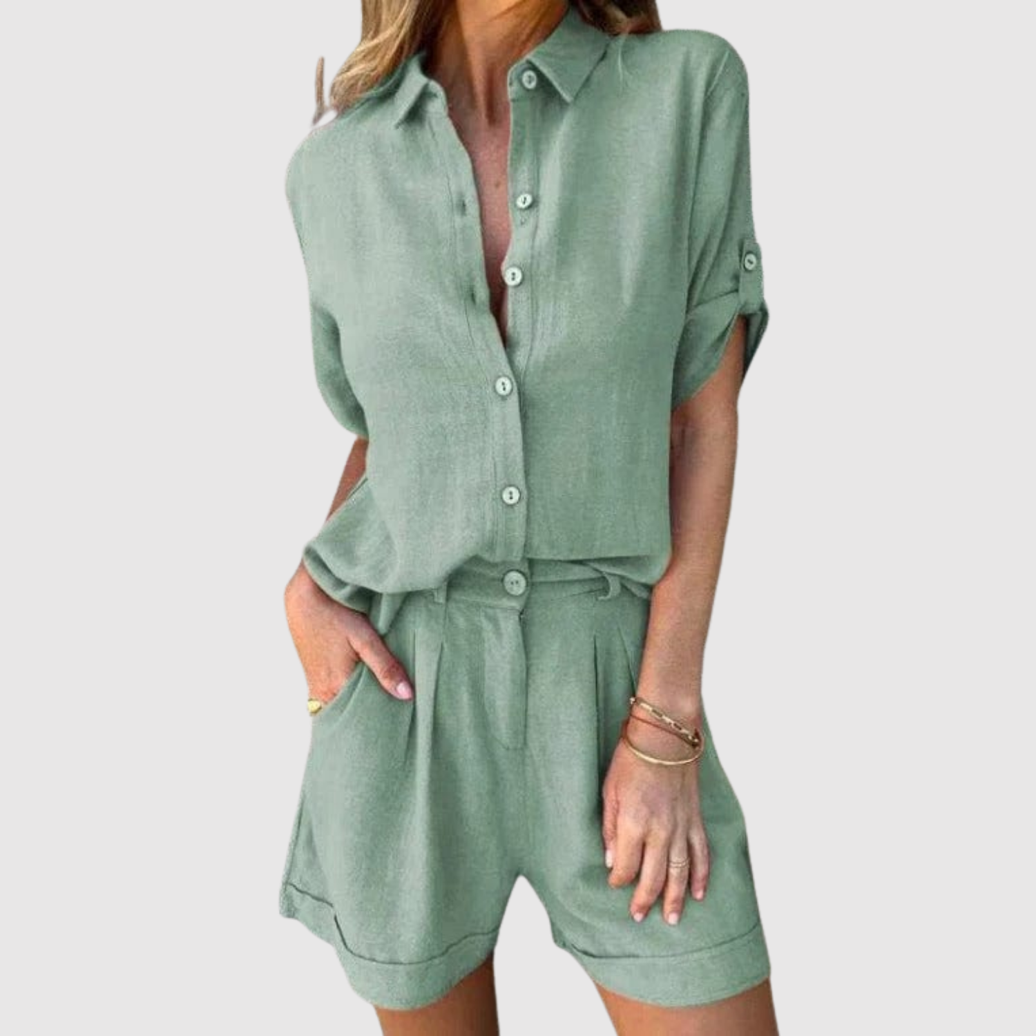 Inès – Ensemble décontracté avec chemise et shorts