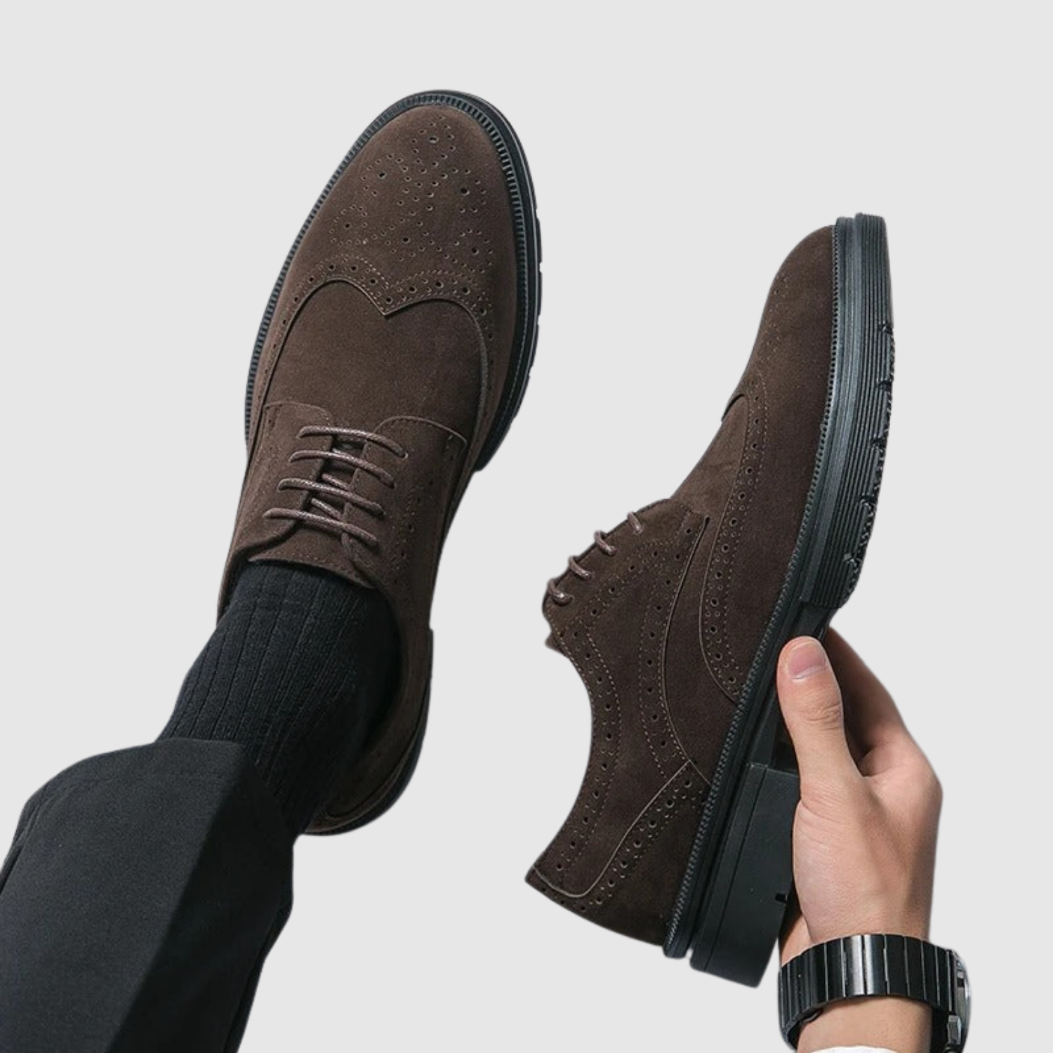 Viktor – Chaussures pour hommes en velours classiques avec une semelle moderne
