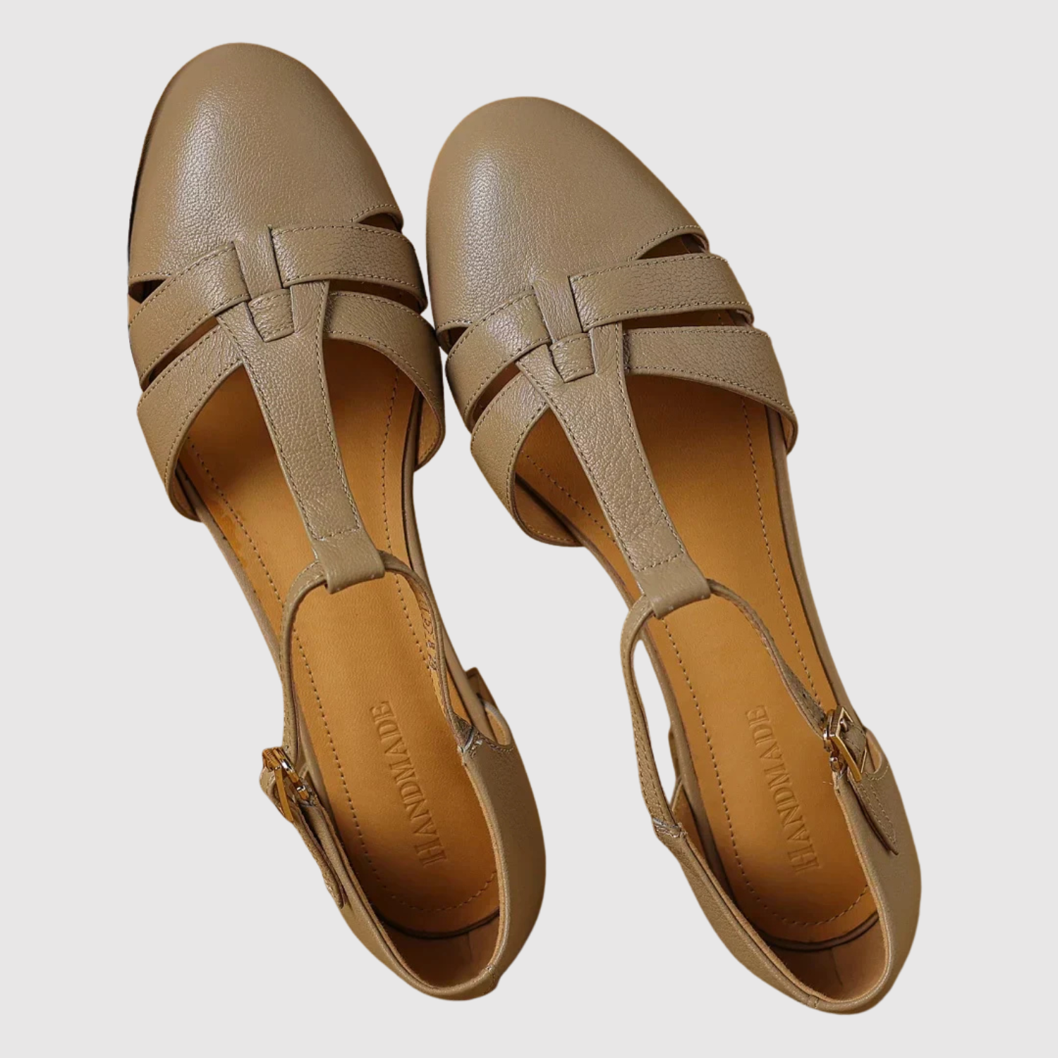 Colette – Chaussures à T-strap et talon bas