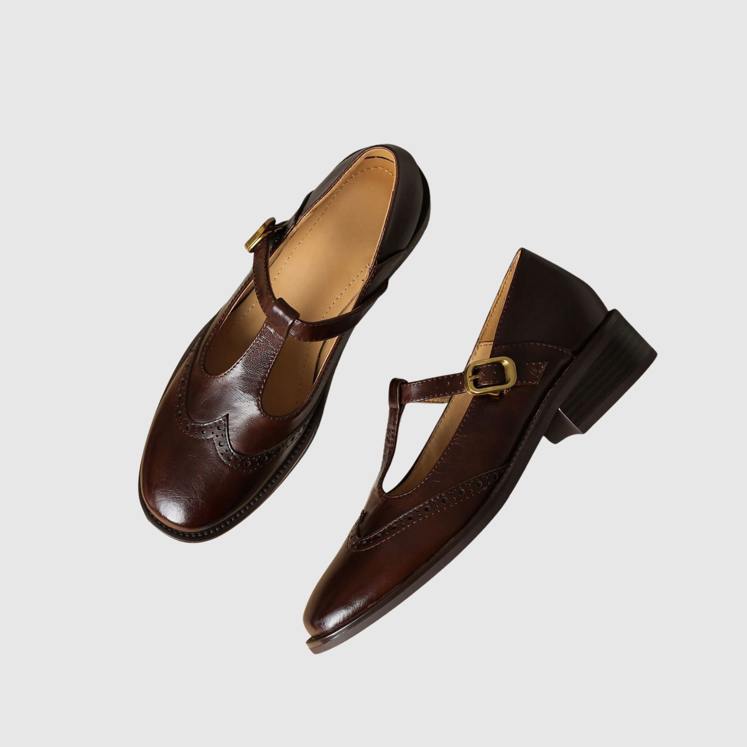 Colette – Chaussures avec perforations et boucle