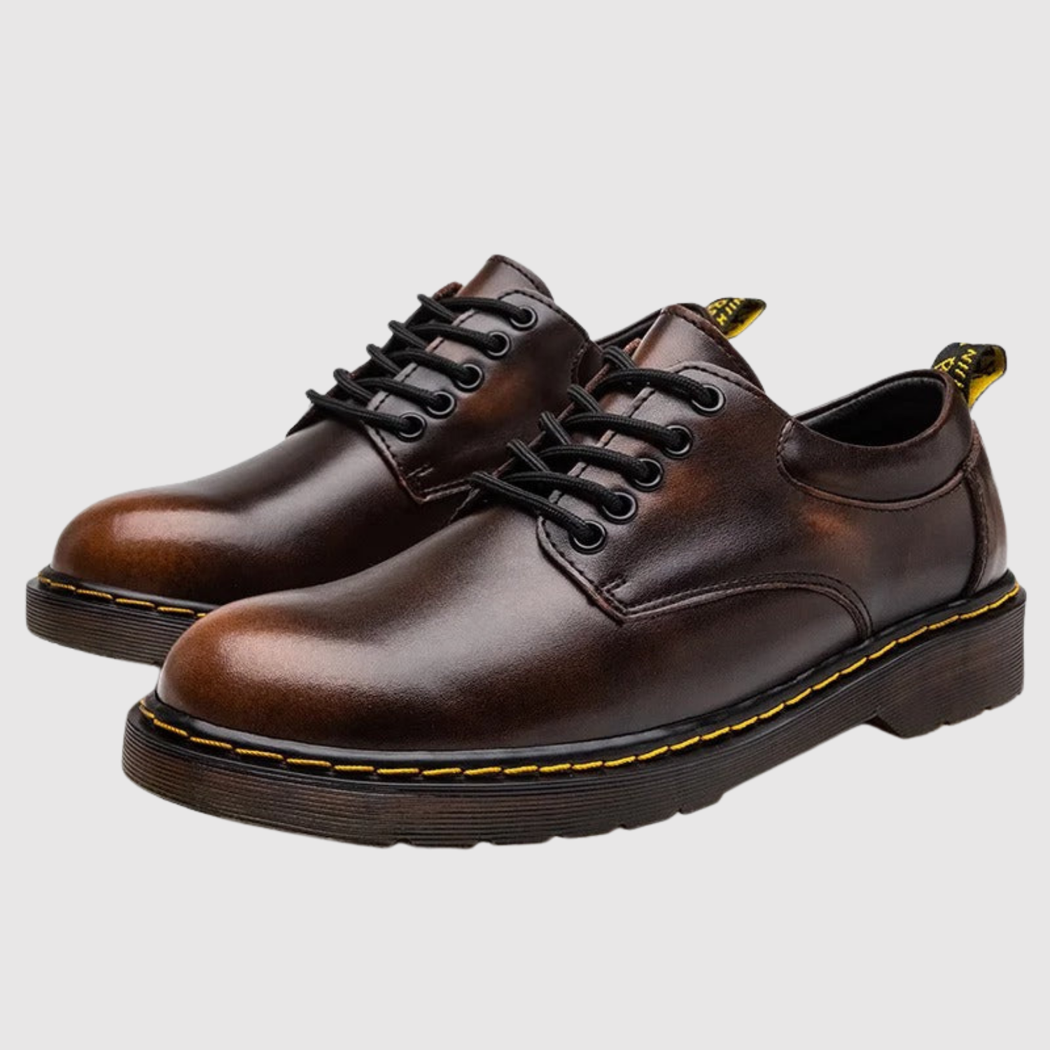 Viktor – Chaussures en cuir classiques avec une semelle robuste