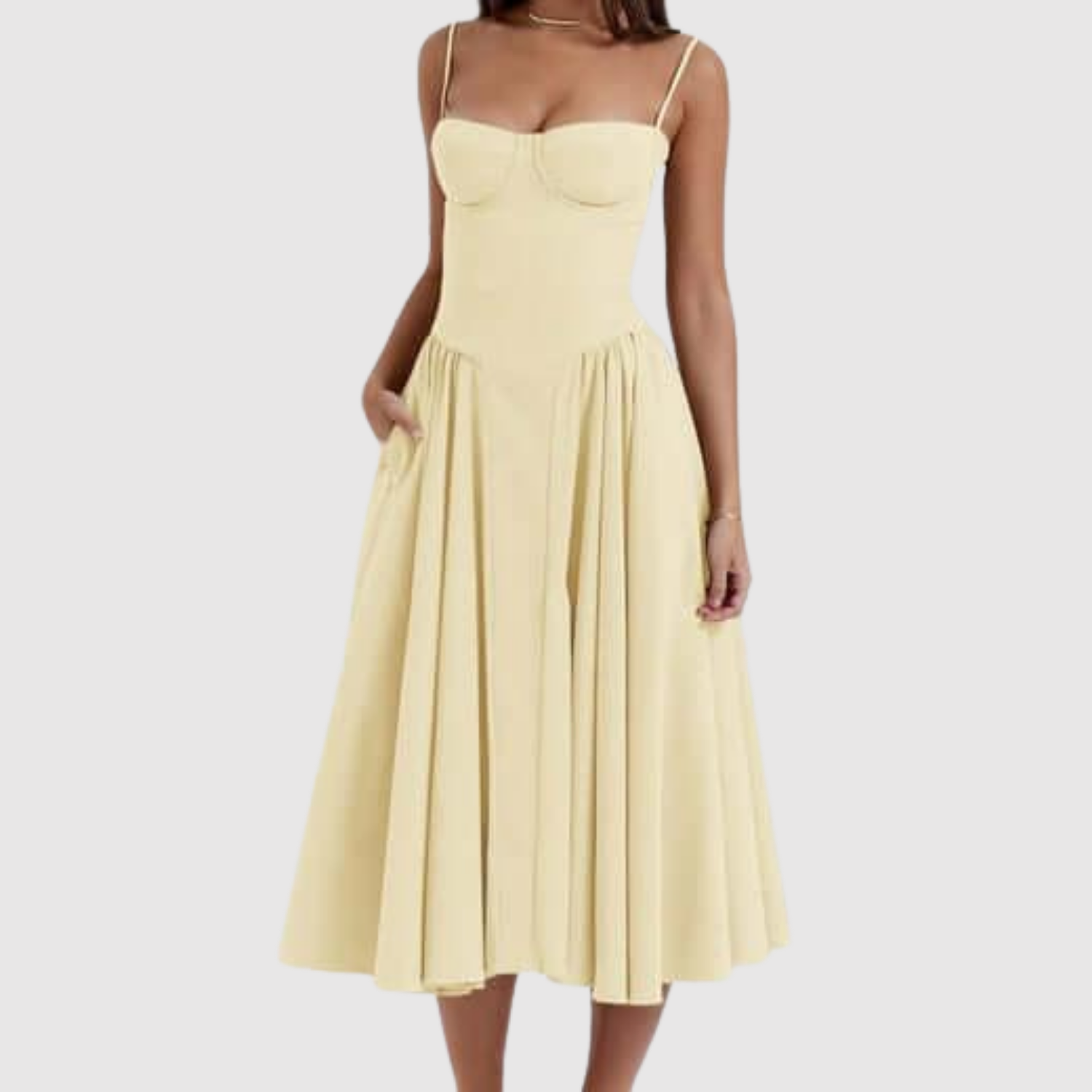 Léna – Robe rétro problématique